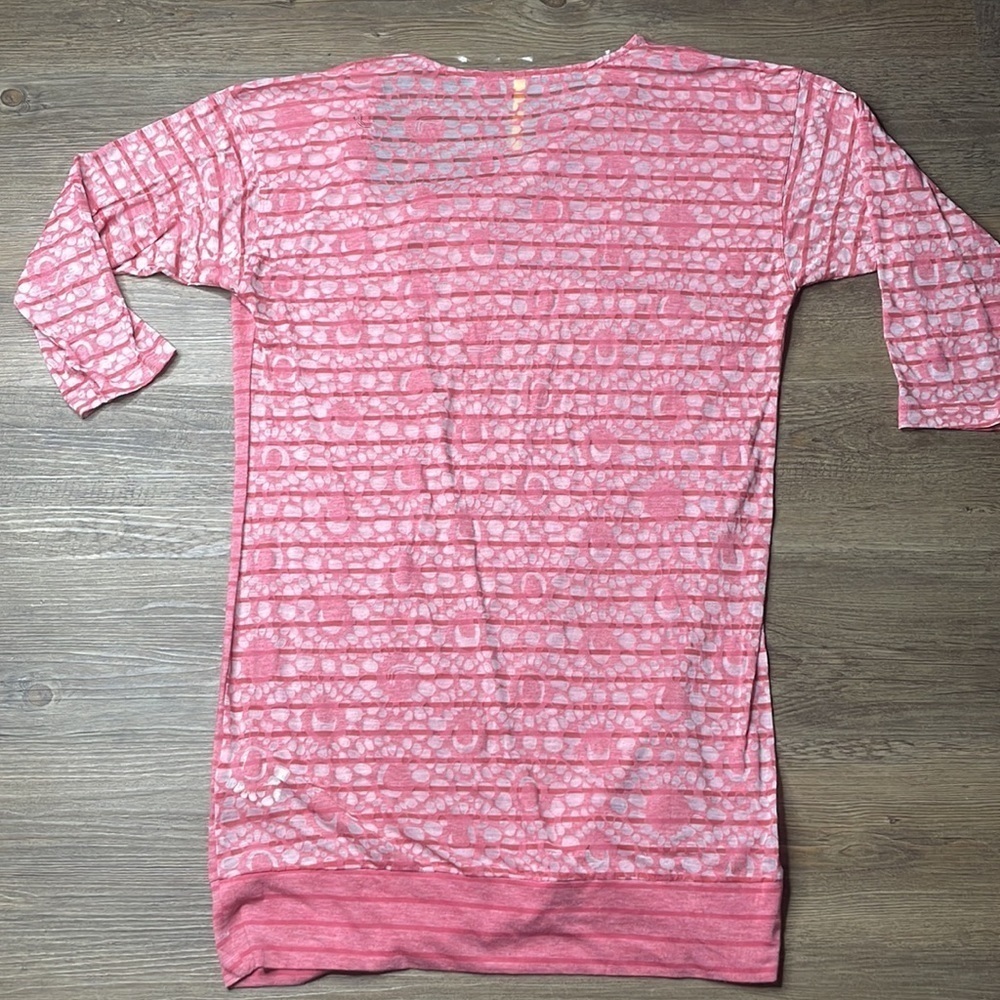 Lolë Women’s Pink Striped 3/4 Sleeve Long Tunic Top, Coverup, size small - Picture 9 of 11